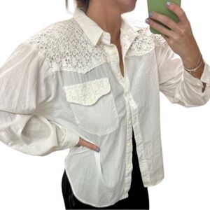 Vintage tapestry White Lace eyelet front pocket puff sleeve Button-Up Shirt L